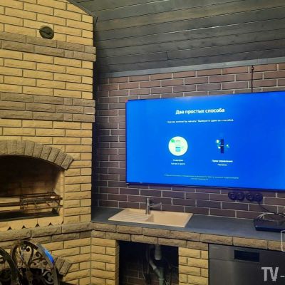 Установка телевизора у каминной зоны